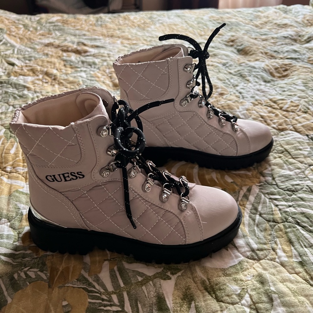 Guess Ortela Combat Boots (light pink)